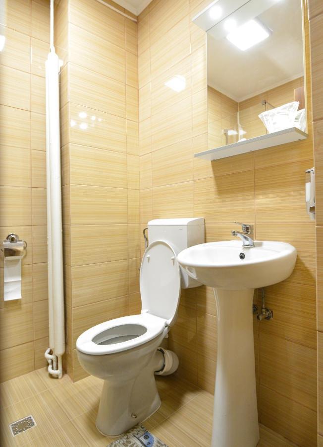 Hotel Decebal Bistrita Екстериор снимка