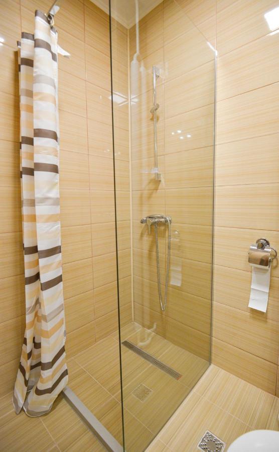 Hotel Decebal Bistrita Екстериор снимка