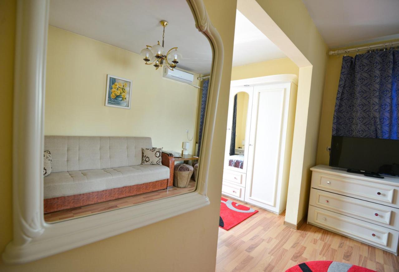 Hotel Decebal Bistrita Екстериор снимка